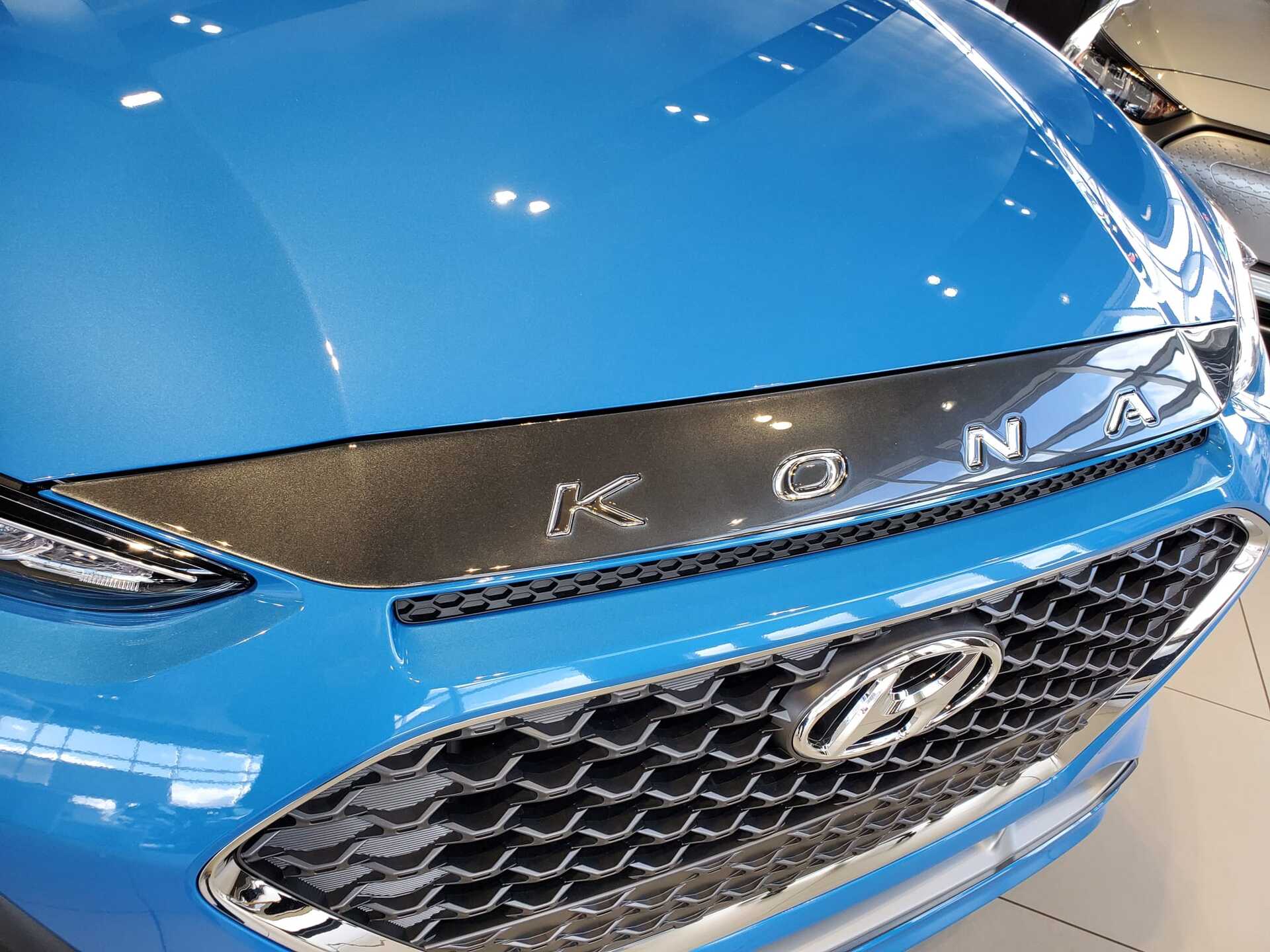 Hood Protector w/ Logo for 2020-2021 Hyundai Kona — 2