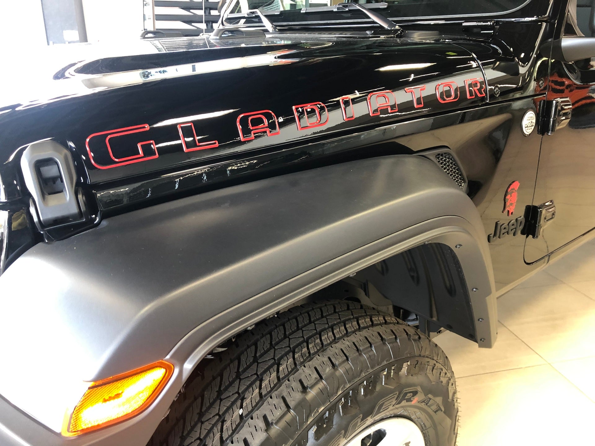 2-Tone Hood and Tailgate Logo Kit for 2020-2026 Jeep Gladiator — 3