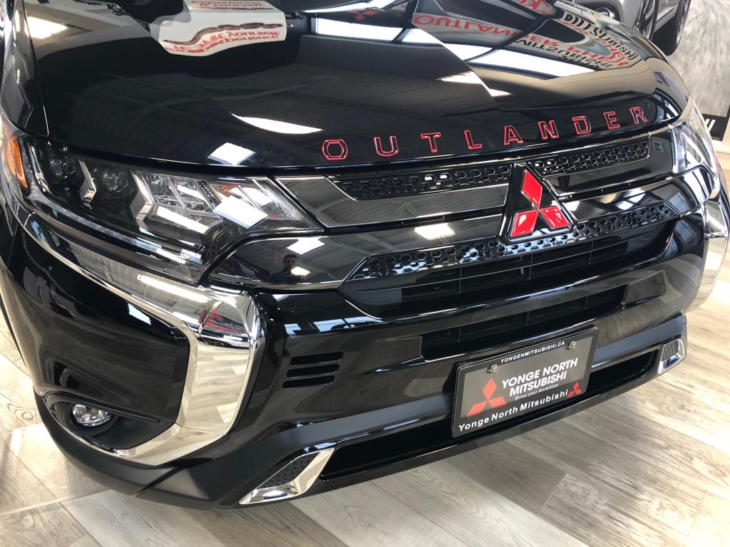 Rocker Trim Kit for 2016-2021 Mitsubishi Outlander — 3