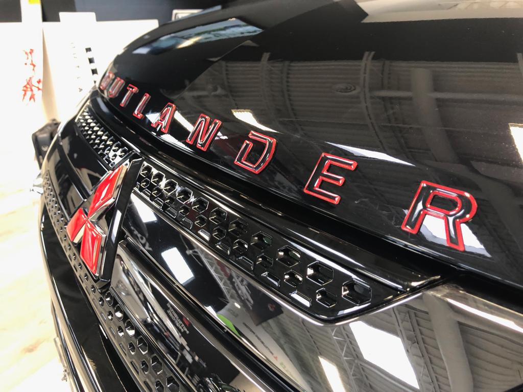 Rocker Trim Kit for 2016-2021 Mitsubishi Outlander — 2