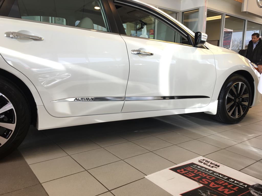 Groove Trims for 2013-2018 Nissan Altima — 2