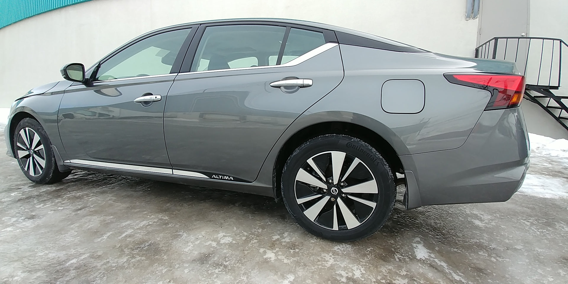 Rocker Trims (2Tone) for 2019-2026 Nissan Altima — 4