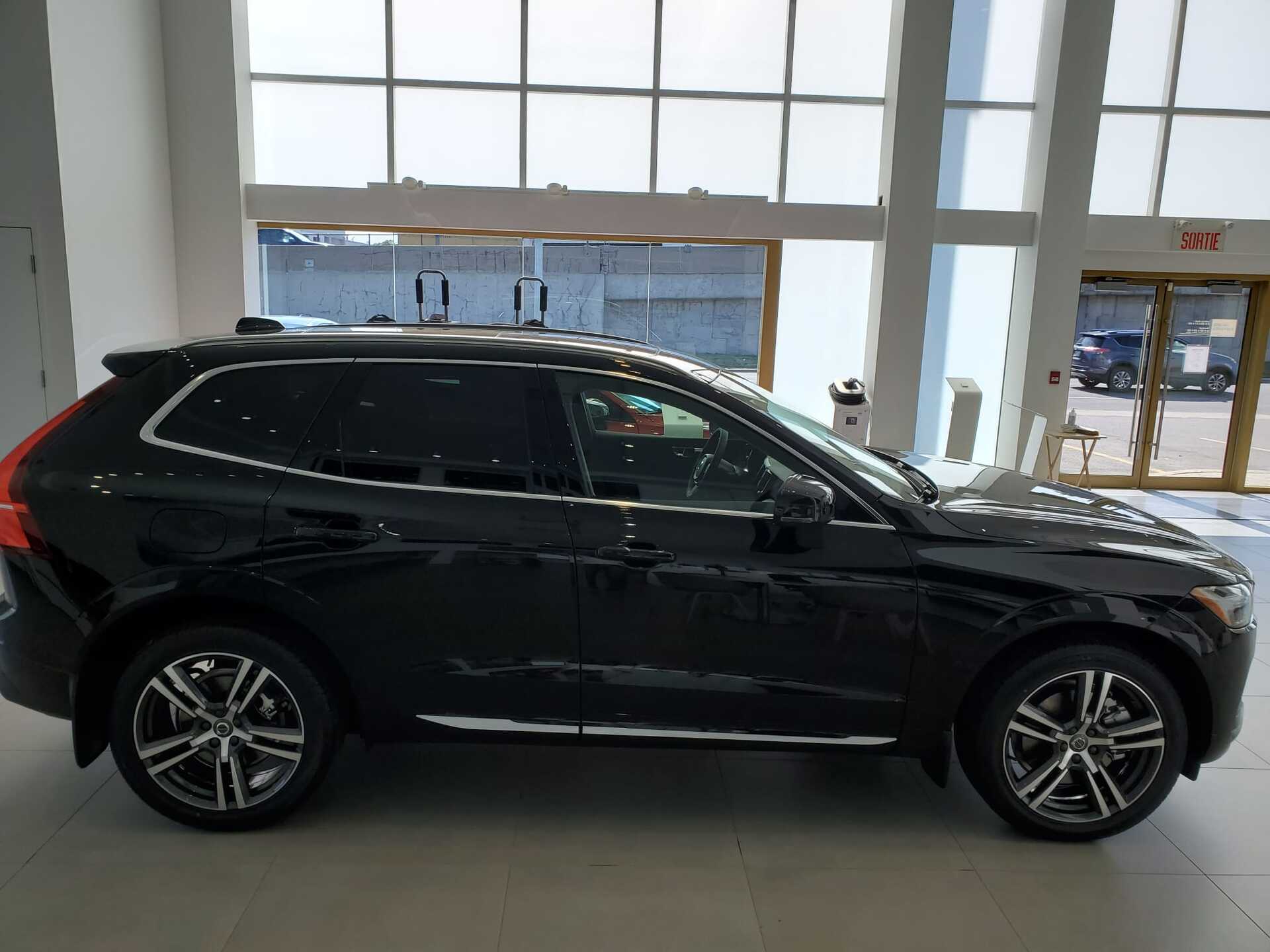 Rocker Trims for 2017-2026 Volvo XC60 — 4