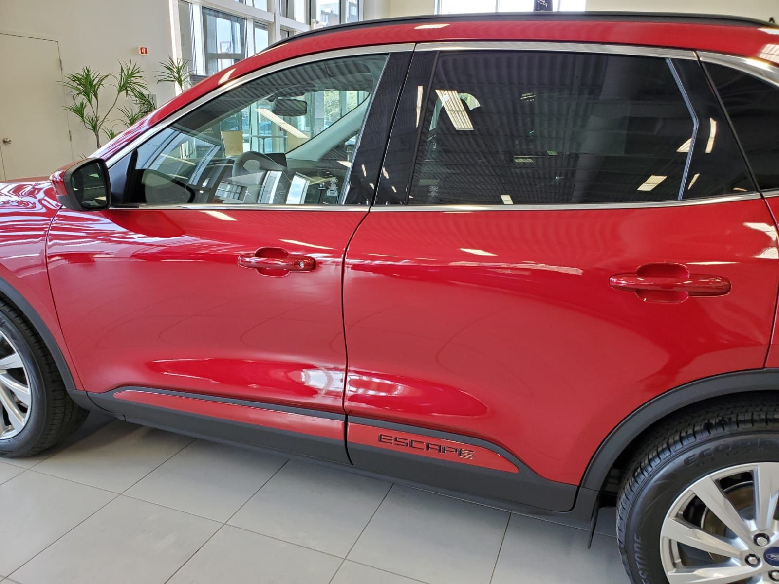Rocker Trim Kit for 2020-2022 Ford Escape — 4